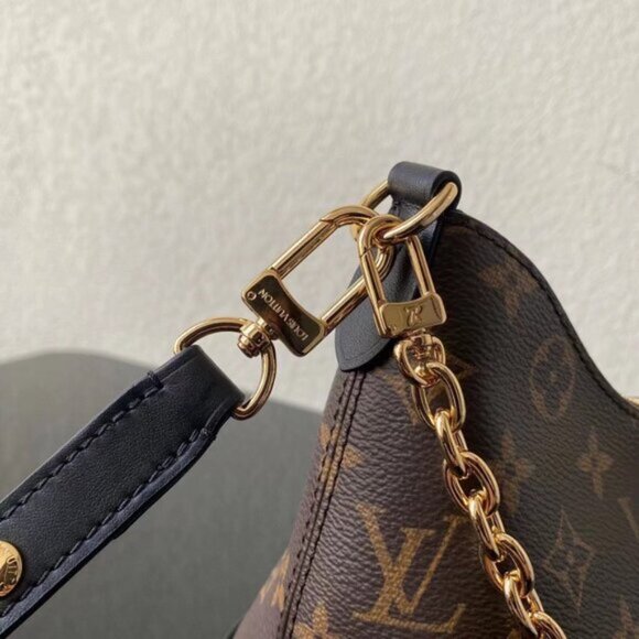 LV Monogram Hobo Bag with Chain Accent - Picture 4 of 7
